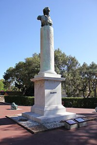 Bust_of_George_Augustus_Eliott,_1st_Baron_Heathfield,_Gibraltar_Botanic_Gardens.JPG