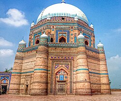 Tomb_of_Shah_Rukn-e-Alam_2014-07-31.jpg
